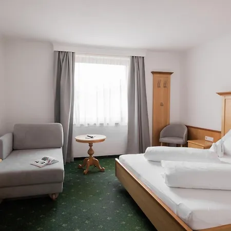 Martini Including Free Parking And Zell Am See-kaprun Summer Card 卡普伦