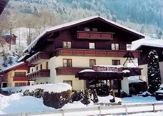 酒店 Martini Including Free Parking And Zell Am See-kaprun Summer Card
