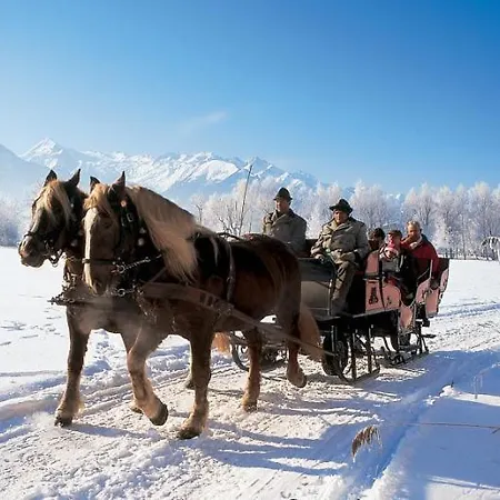 Hotel Martini Inkluding Breakfast & Free Parking 3*